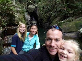 Solidao family mini hike